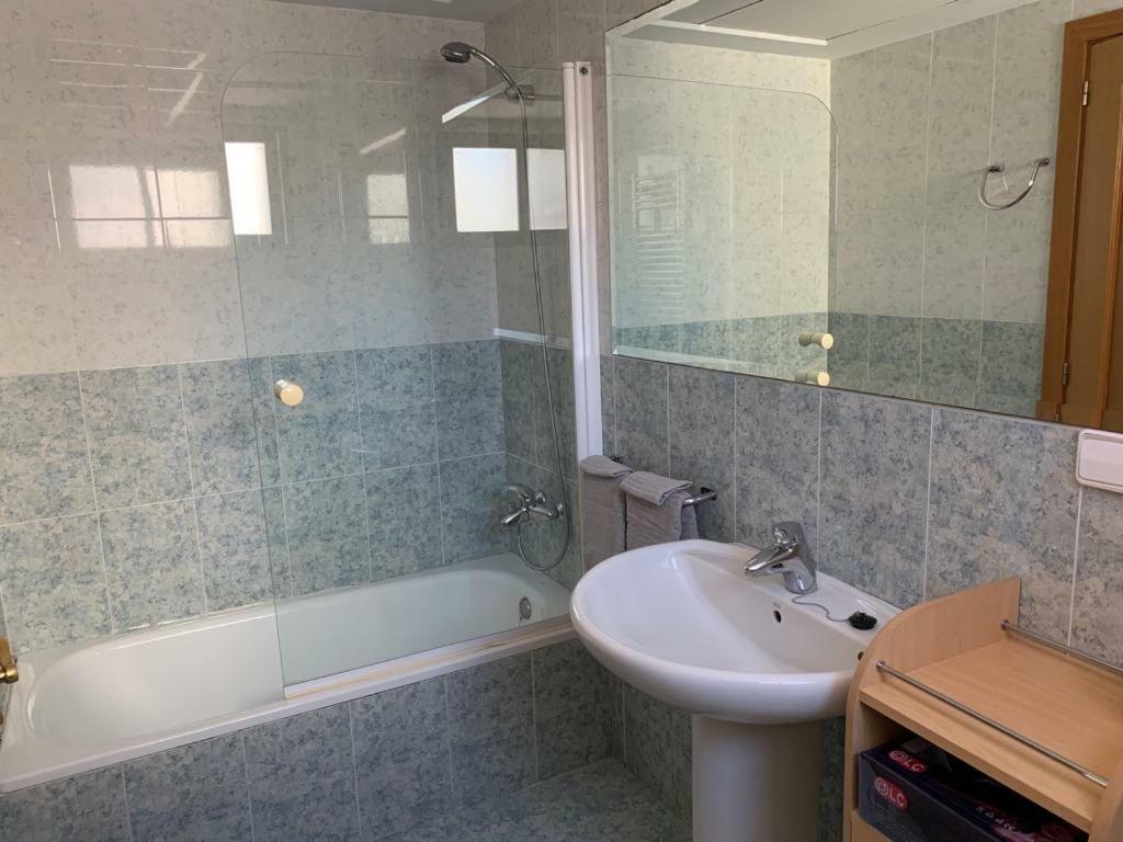 Gemelo 23 Apartment Beach Levante Бенидорм Екстериор снимка